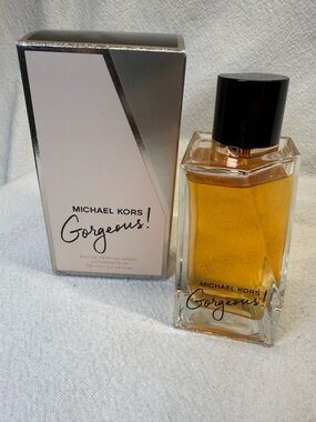 Exude Confidence Michael Kors “Gorgeous” Eau de Parfum Wonderful Feminine Scent